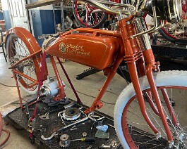 New all white 28x2/2.5 tires were supplied and mounted on the rims (with great difficulty).